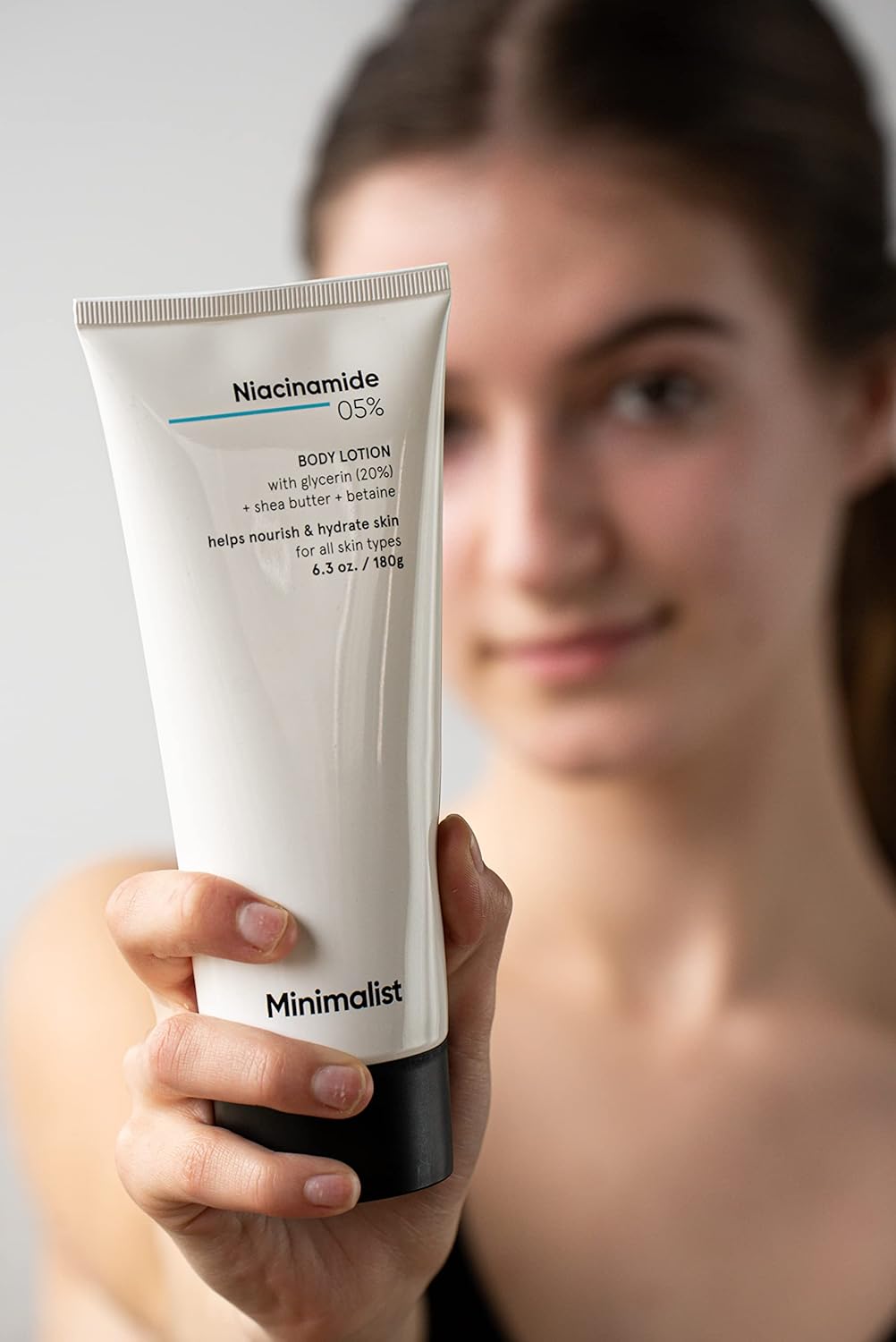 Minimalist Niacinamide 5% Body Lotion | Repairs Skin Barrier | Nourishes With Shea Butter | For Men & women (180 gm)
