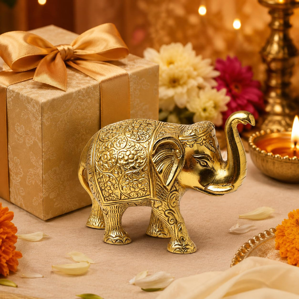 Metal Elephant Showpiece, Gold Plated, 12.5x6x9 CM