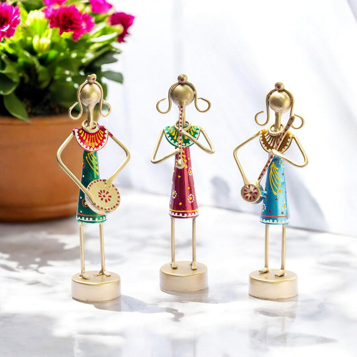 Small Cute 7.5 inch Metal Musician Dolls for Living Room Decor, Tabletop Home Decor Showpiece Item, Housewarming Gift (Lanky Dolls)