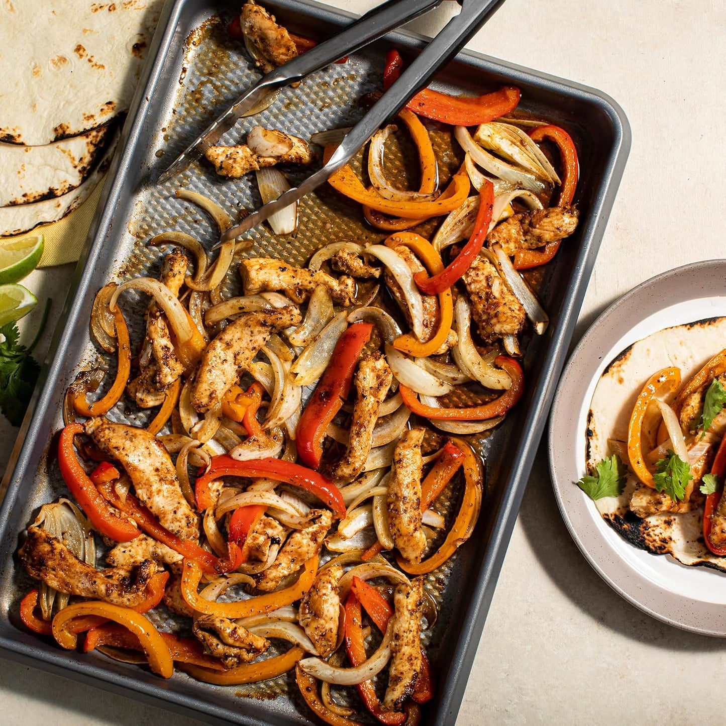 Lawry's Chicken Fajitas Spices & Seasonings Mix, 1 oz