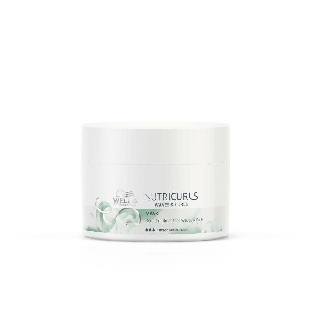Wella Nutricurls mask jar on a white background