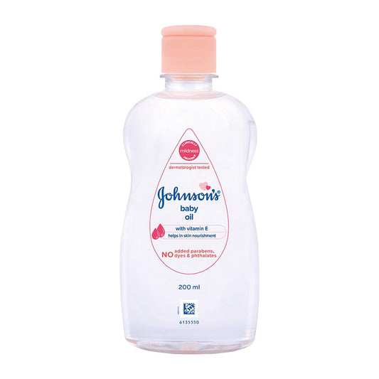 Johnson's Baby Oil with Vitamin E, Non-Sticky for easy spread and massage, 200ml