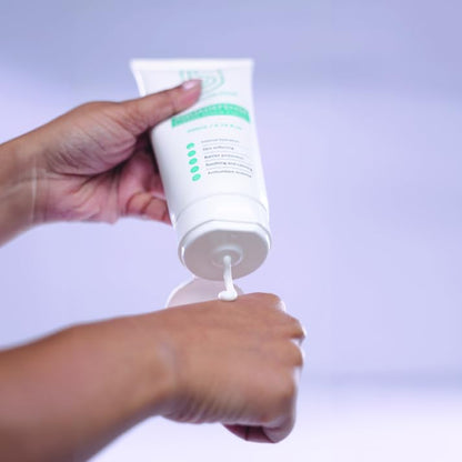 AquaDefense Barrier Repair Cream with Shea Butter, Glycerin & Vitamin E, 48-Hour Hydration & Skin Barrier Support, Lightweight Moisturizer for Dry & Sensitive Skin, 200 mL