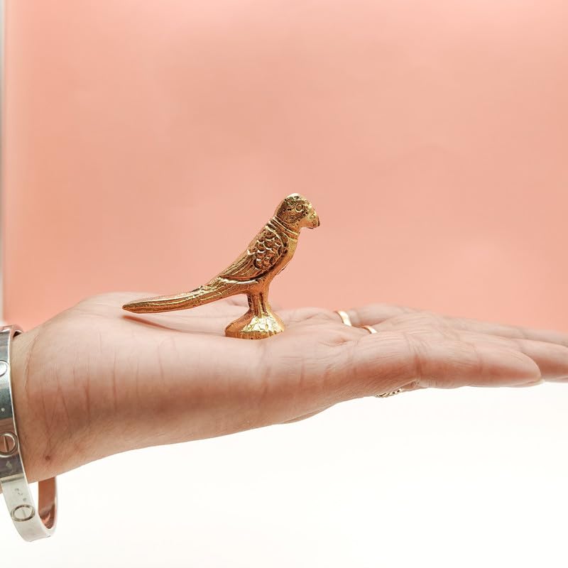 Brass Animal Parrot Sculpture Statue Handcrafted Decorative Showpiece Idol for Home, Office Decor (Size : 4cm | Weight : 42gm Approxe)