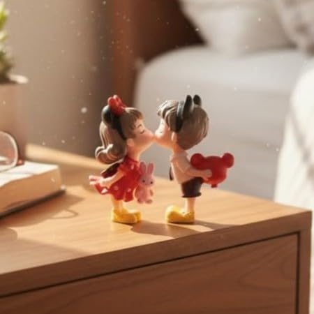 eCraftIndia Romantic Kissing Couple Statue Showpiece | Zuzy Almond Chocolates Gift Box | Valentine Gift for Girlfriend Boyfriend Husband Wife Her Him | Valentine Decoration Items