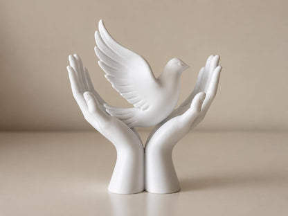 Dove in Hands Decor Sculpture, White Matte Finish, 13 cm Height, Plastic Peace Symbol Statue, Modern Home Decor Accent for Living Room, Office Desk, Bookshelf & Gift