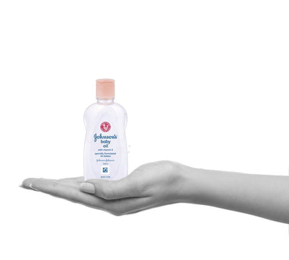 Johnson & Johnson Baby Oil With Vitamin E, 100Ml