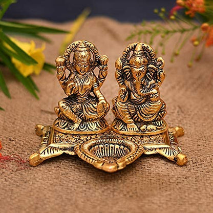 Metal Laxmi Ganesh Idol Showpiece Oil Lamp Diya, 5.5 x 4.5, Golden