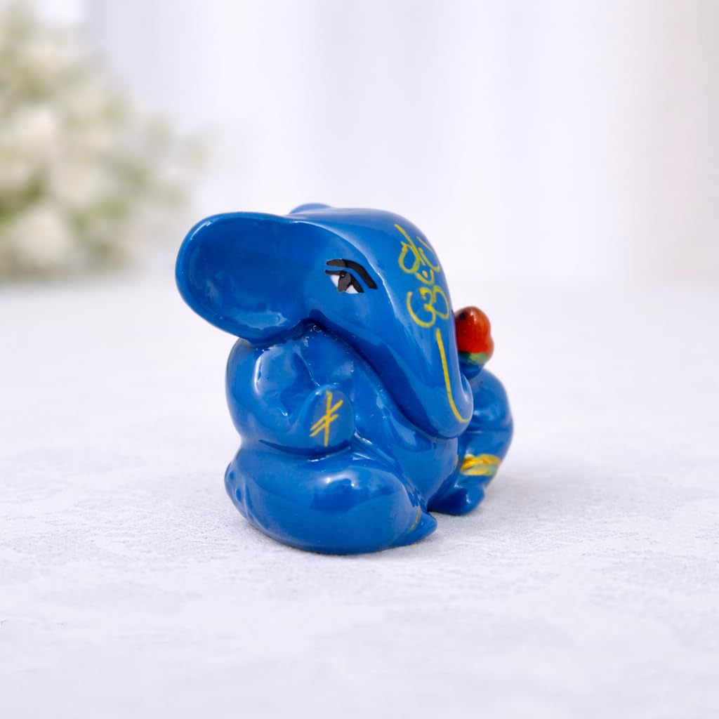 Resin Lord Ganesha Idol Car Dashboard 5x5cm (Blue)