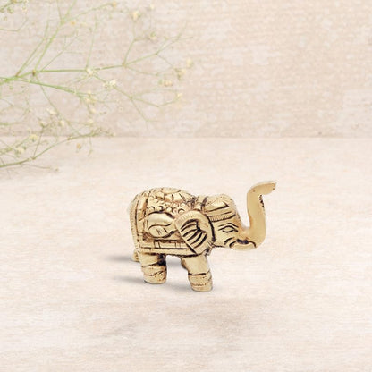 Brass Animal Elephant Sculpture Statue Handcrafted Decorative Showpiece Idol for Home, Office Dcor (Height : 4cm Length | Weight : 123gm Approxe)