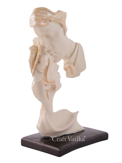 Human Face Couple Sculptures Showpieces Based on Modern Theme Abstract Design Art Figurines for Home Decor Living Room Decorative Display