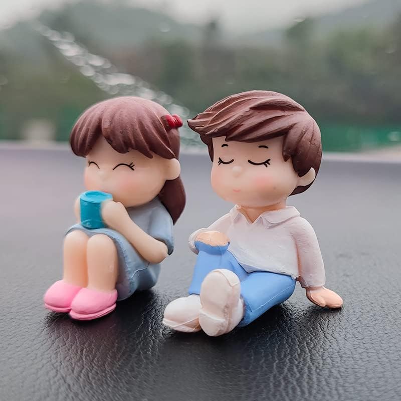 Cute Sweety Lovers Relaxing Coffee Couple Showpiece Figurine | Romantic Miniature Gift for Girlfriend, Boyfriend & Couples | Valentine’s Day Gift, Home Decor & Fairy Garden Statue