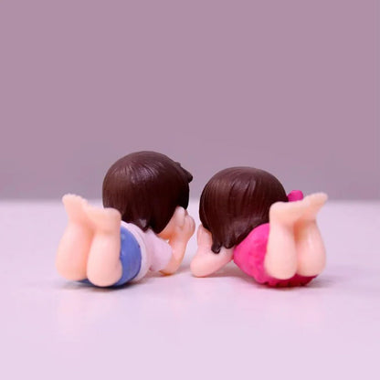 1 Set Miniature Figurine Showpiece Gift for Your Love Romantic Valentine Day Gift for Girlfriend, Boyfriend Small Cute Baby Couple Showpiece Valentines Gift Lovely Mini Couple