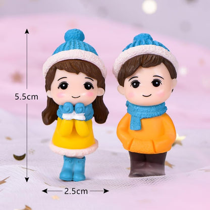 Winter Couple Doll Miniature Figurine | Romantic Boy & Girl Showpiece for Wedding Decor, Cake Decoration & Home Display | Size 5.5 x 2.5 cm |