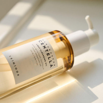 SKIN1004 Madagascar Centella Light Cleansing Oil | Gentle Makeup Remover & Deep Cleansing Oil