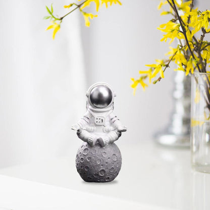 Street27® Cute Outer Space Astronaut Figurine Action Figure Toys Statue for Showpiece Home Living Room Decor Office Desktop Decoration Car Dashboard, Kids Birthday Party Gift