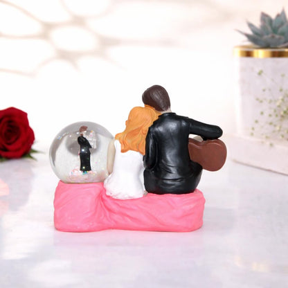 Romantic Love Couple Glass Ball Miniature Statue Showpiece for Gift Husband Wife Girlfriend Boyfriend Girls Boys - Home Decor Items.