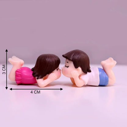 1 Set Miniature Figurine Showpiece Gift for Your Love Romantic Valentine Day Gift for Girlfriend, Boyfriend Small Cute Baby Couple Showpiece Valentines Gift Lovely Mini Couple