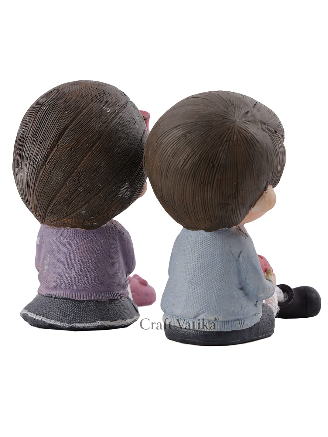 Romantic Love Couple Miniature Statue Showpiece for Gift Husband Wife Girlfriend Boyfriend Girls Boys Home Decor Items