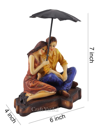 Resin Romantic Love Couple Under Umbrella Statue, 7 x 6 x 4 Inches, Multicolour