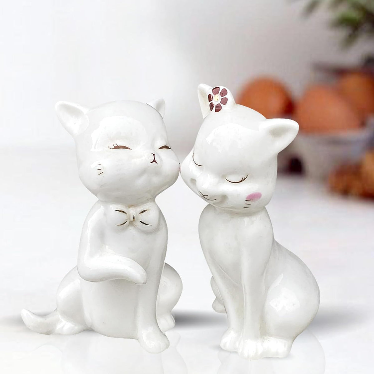 Lovely Ceramic cat Pair Statues for Home Decor (Pack of 2, White)