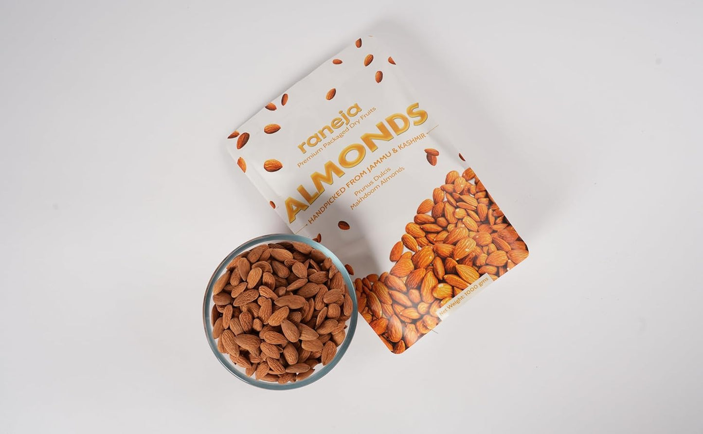 Raneja Pure California Almonds/Badam Whole 250g, 100% Natural Real Nuts & Dry Fruit Freshly Cleaned and Cleared, High in Fiber, Badam Giri, Rich in Protein, Magnesium, Phosphorus and Dietary Fibre