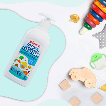 Pigeon Liquid Cleanser Naturals 700 ml | pH Friendly | No Added Color & Alcohol | Natural Baby Cleanser for Feeding Bottles, Accessories, Fruits & Vegetables