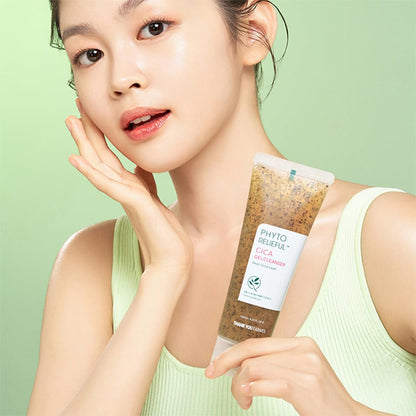 THANKYOU FARMER Phyto Relieful Cica Gel Cleanser (120 ml) Korean Daily Face Wash for Sensitive & Acne-Prone Skin, Soothing Cica Leaf & Botanical Extract Gel Face Cleanser, pH-Balanced, Gentle, Hydrates & Removes Impurities, Reduces Redness