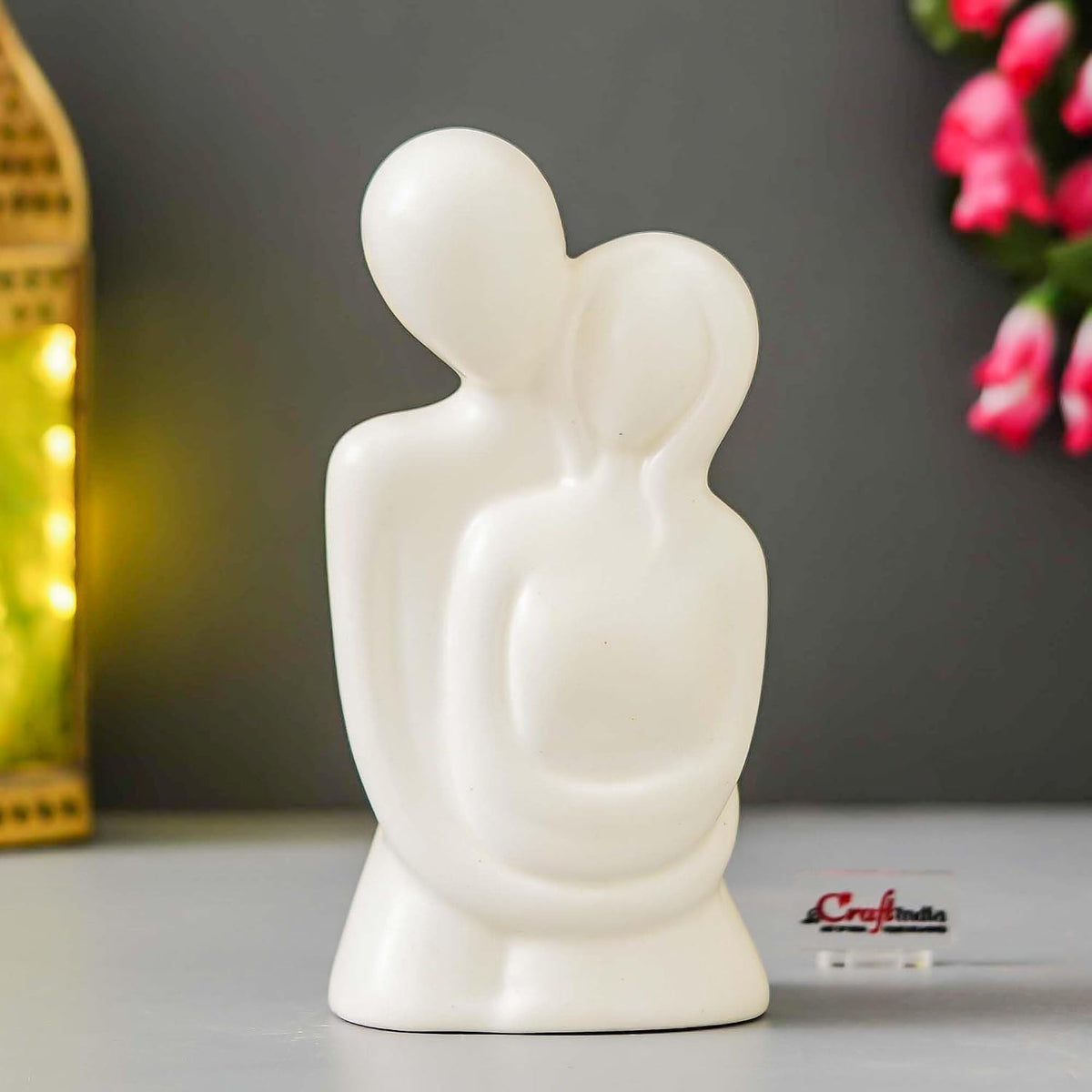 eCraftIndia Resin White Romantic Couple Showpiece| Decorative Cute Loving Couple Statue Figurines| Home Decor Items for Living Room Bedroom Hall Office| Home Decor Gifts for Anniversary Valentines Day