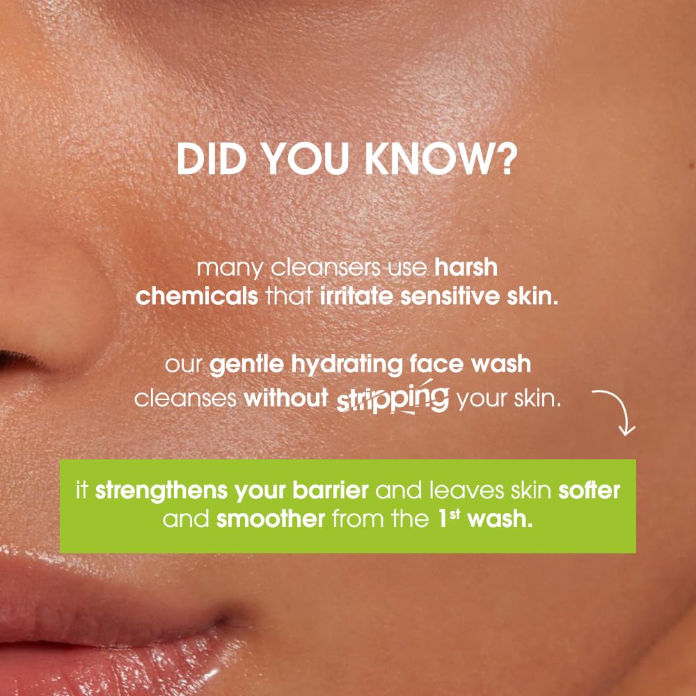 Simple Kind to Skin Refreshing Facial Wash | 100% Soap-Free Gentle Cleanser with Vitamin E & Glycerin | For All Skin Types | Perfect for Sensitive Skin, 100ml