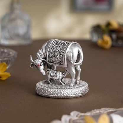 Svastika 999 Silver Plated Kamdhenu Cow with Calf Idol | 2.5 Inch Kamadhenu Gomatha Vastu Showpiece | Kaamdhenu Idol for Puja | Anniversary Wedding Housewarming Gift
