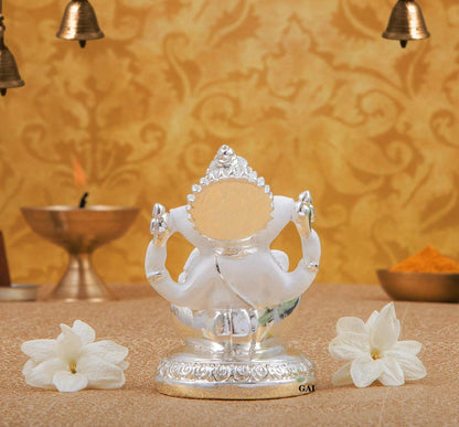 Gold Art India Ceramic 7X4X4 Cm, Silver And White Ganesh Idol For Car Dashboard Small Ganesha Murti Ganpati Idol For Home Decor Puja Lord Ganesh Statue Gift For Office Desk Puja Room Figurine