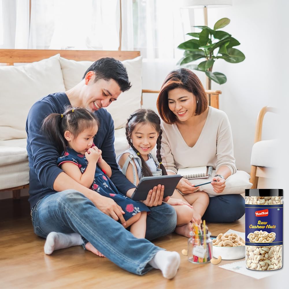 YUM YUM Pure Cashews Whole/Kaju, 500g, Nutritious & Delicious, Premium Kaju nuts, Rich in Protein, Magnesium & Phosphorus, Deluxe Size & Crunchy Nuts Jar