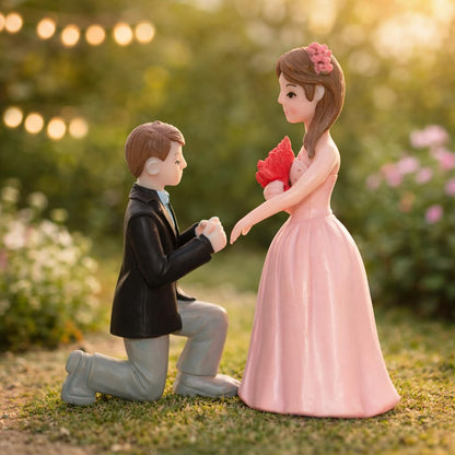 Valentine Gift for Girlfriend Boyfriend, Husband Wife, Valentine Love Couple Romantic Miniature Statue Showpiece, Birthday Gift Propose Day Gift for Woman