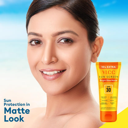 VLCC Bright Glow Matte SPF 30 PA ++ Sunscreen Gel Crème - 100g + 10g Extra - Helps Depigmentation, Non-Greasy Tinted Matte Formula with Broad Spectrum Protection