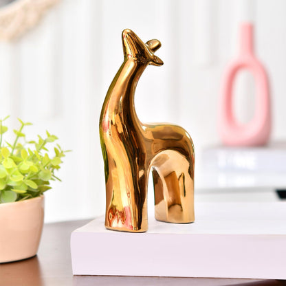 Amazon Basics Golden Deer of Fortune & Grace | A Sleek Representation of Wealth & Prosperity | A Must-Have for Modern Luxury Décor – Pack of 1, Golden