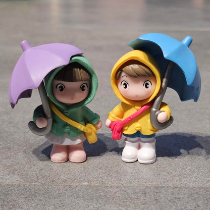 Cute Miniature Figurines Set Decorative Couple for Home Garden Decor Garden Miniature Cake Topper, Umbrella Couple
