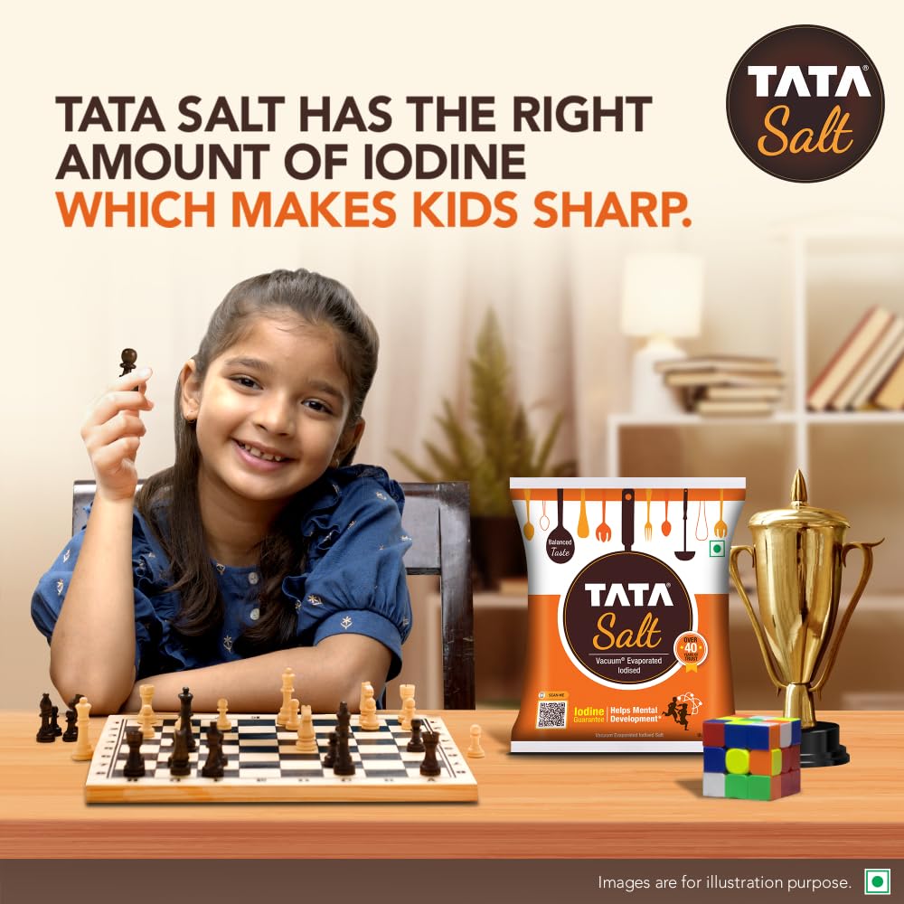 Tata Salt 1 Kg, Free Flowing and Iodised Namak, Vacuum Evaporated, Salt in Fresh