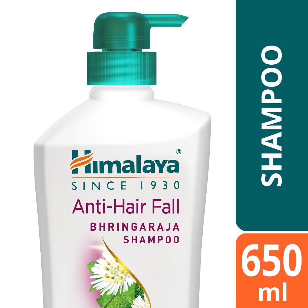 Himalaya Anti-Hair Fall Bhringaraja Shampoo bottle with pump on a white background