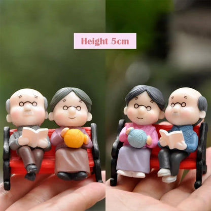 Old Aged Love Couple Sitting on Bench Decorative Showpiece for Home Room Decor Table Decoration Gift for Grand Parents Husband Wife Anniversary Birthday Valentine Gifts