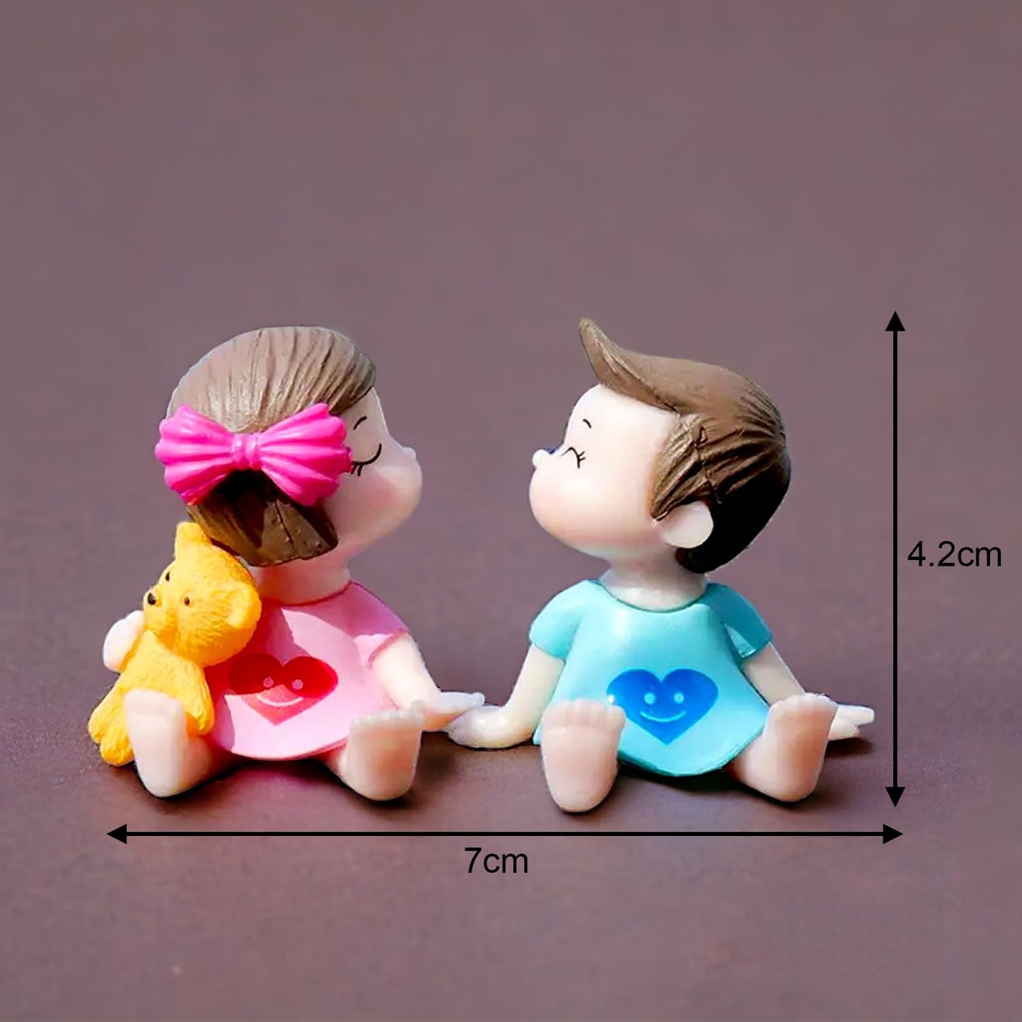 ascension 1 Pair of Miniature Romantic Kissing Couple Gift for Valentine Day Baby Doll Set Gift for Girlfriend Boyfriend Showpiece Statue Valentine Decoration Items Valentines Gifts for Your Love