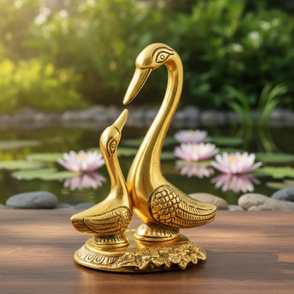 Elegant Brass Swan/Duck Couple Decorative Showpiece – Handcrafted Love Birds for Home Decor & Gifting