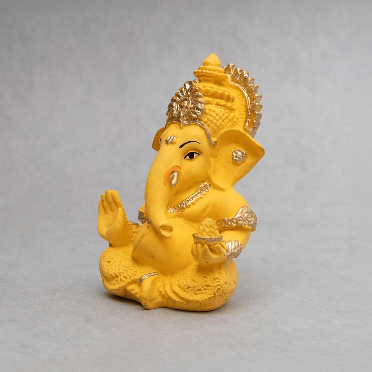 Lord Ganesha Idol for Car Dashboard, Home Temple & Office Decor | Gold Plated Resin Ganpati Murti for Puja, Mandir, Vastu, Diwali, Housewarming Gift | 3.5 Inch | Pack of 1 (Yellow)