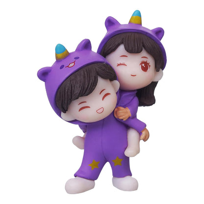 eCraftIndia Resin Couple Statue Girl on Boy’s Shoulder Showpiece Valentine’s Day Gift with Zuzy Chocolate Box