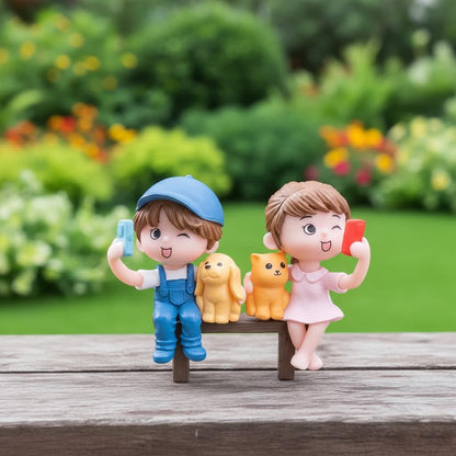Miniature Couple Showpiece,Romantic Valentine Gifts for Girlfriend Boyfriend Husband Wife,Home Decor Items,Shelf Table Decor,Birthday Gift,Long Distance Relationship Gifts,6.5cm,3.5cm