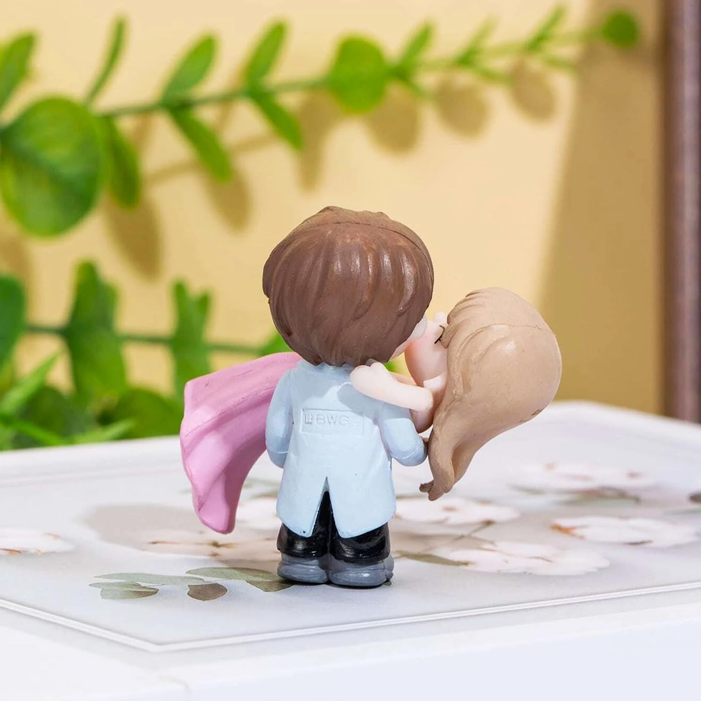 ascension Lovely Couple Gift for Girlfriend Boyfriend Husband Wife Her Him | Miniature Showpiece Valentines Day Gift for Love Valentine Day Decoration Items Romantic Couple Statue Showpiece
