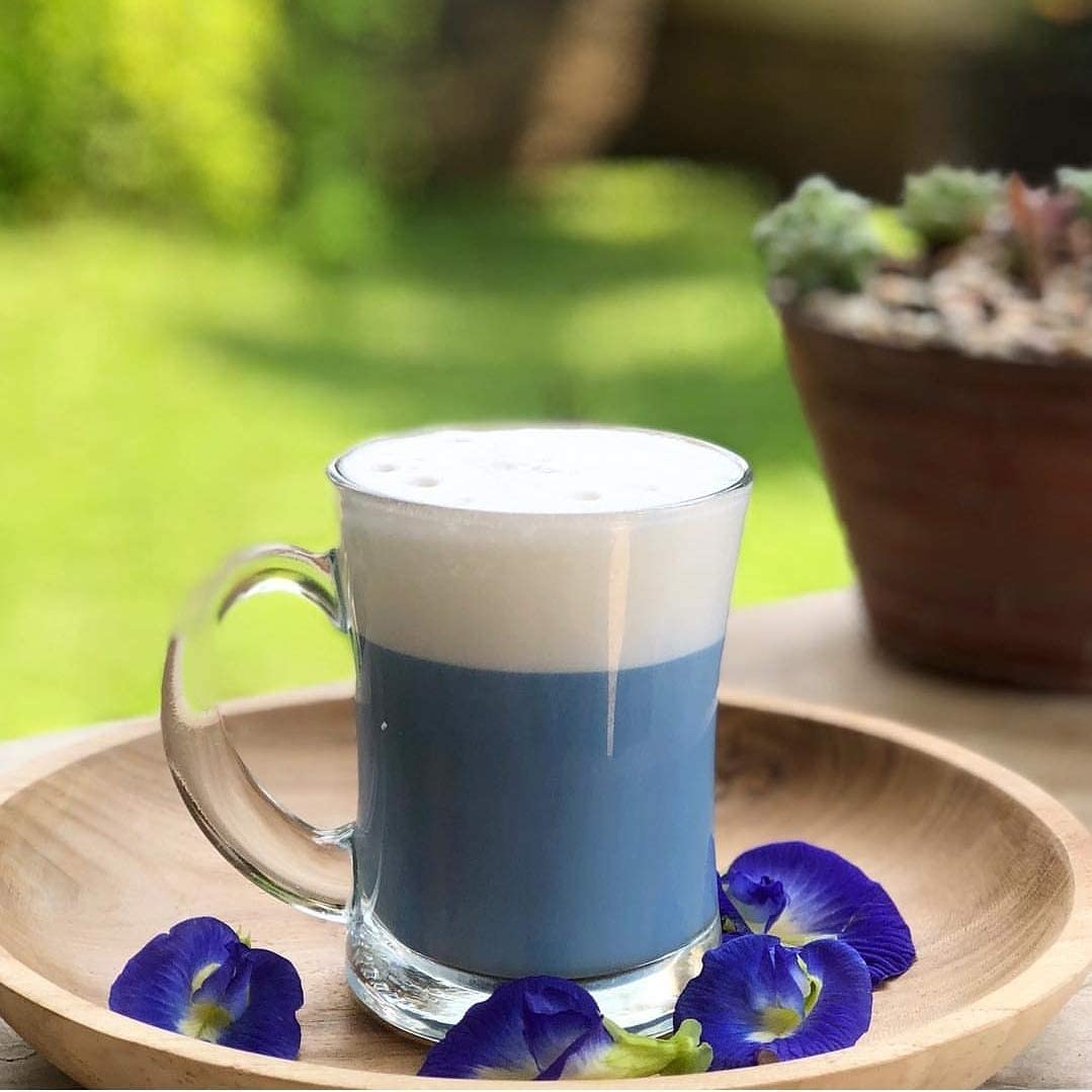BLUE TEA - Indian Chai Masala Tea | Calming Masala Tea - 50g - 50+ Cups | MASALA SPICY TEA | Ginger, Cardamom, Cinnamon | Caffeine-Free | Herbal Tea | Tin Pack