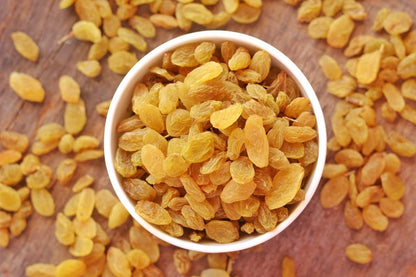 LILA DRY FRUITS Golden Raisins Kishmish 100g Delicious Healthy Snacks | Naturally Sweet Golden Kismis for Daily Use Dry Fruits for Snacking, Cooking, Baking & Desserts Perfect for Giftings