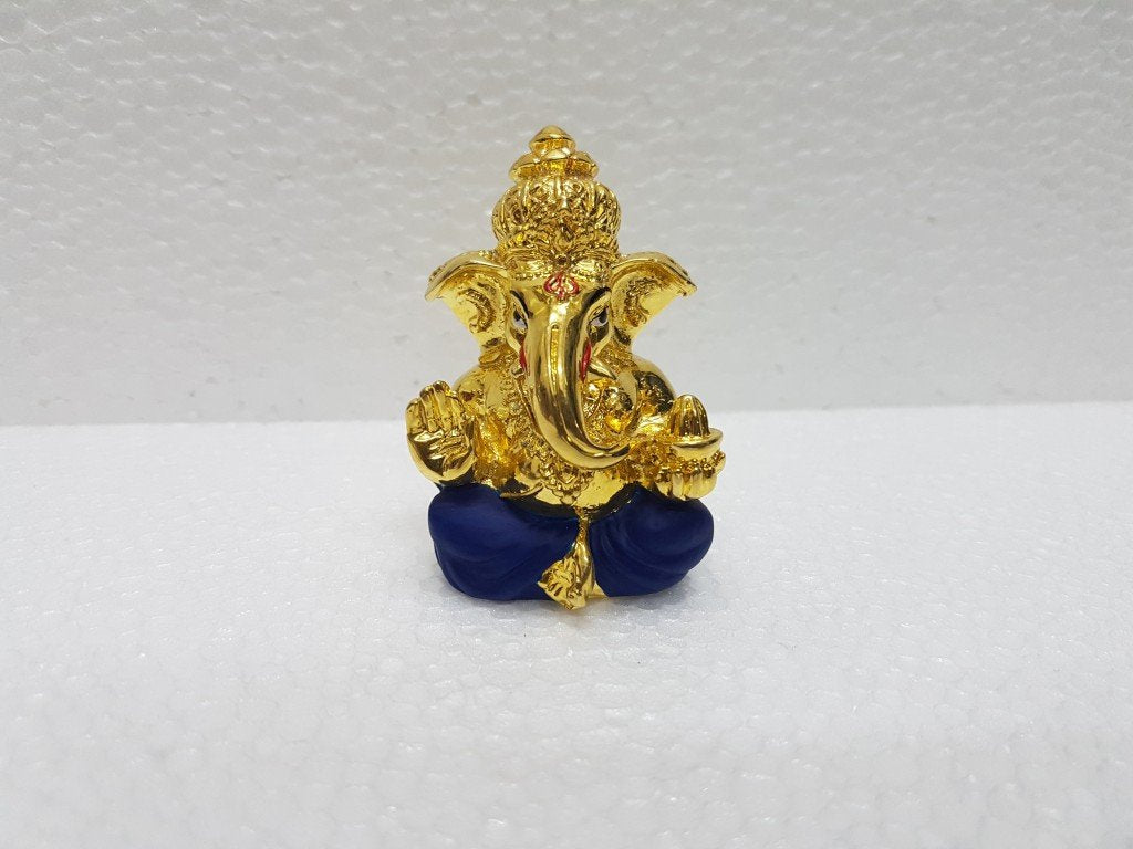 Gold Art India Ceramic Gold Lord Ganesh Idol, 4.5X4X3 Cm Ganesh Idol For Car Dashboard Small Ganesha Murti Ganpati Idol For Home Decor Puja Lord Ganesh Statue Gift For Office Desk Puja Room Figurine
