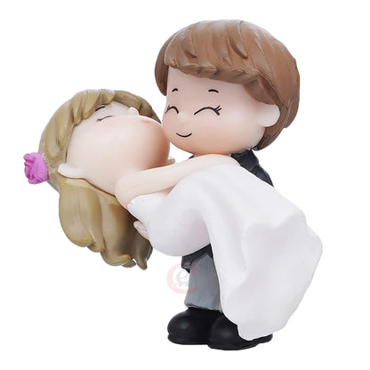eCraftIndia Plastic Bride Kissing Groom Romantic Couple Statue Decorative Showpiece Valentine Gift for Girlfriend Boyfriend Husband Wife Her Him | Valentines Day Gift | Valentine Day Decoration Items